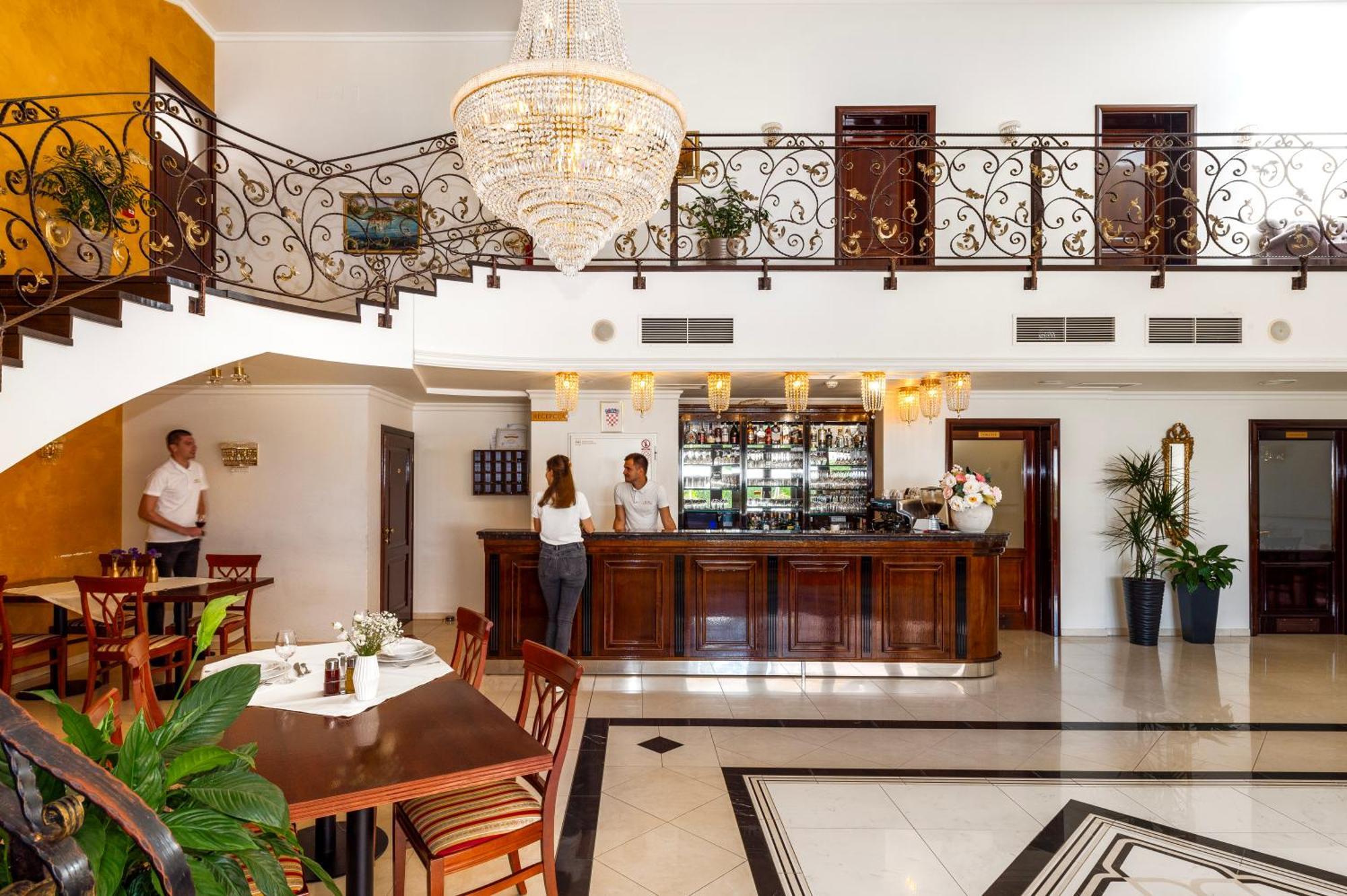 Guest Accommodation Atrium Gulin Lozovac Exterior foto